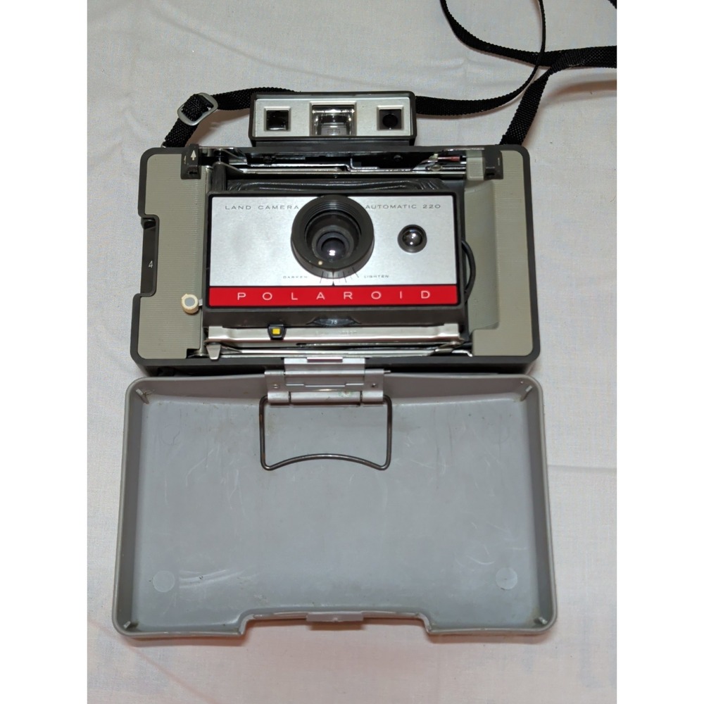 1960s Polaroid Automatic 220 Land Camera Folding Bellows Collectible Untested